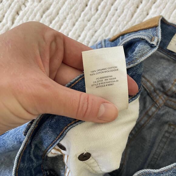 Aritzia Denim Forum The Ex Boyfriend Medium Wash Jeans - Size 25" - Picture 6 of 7